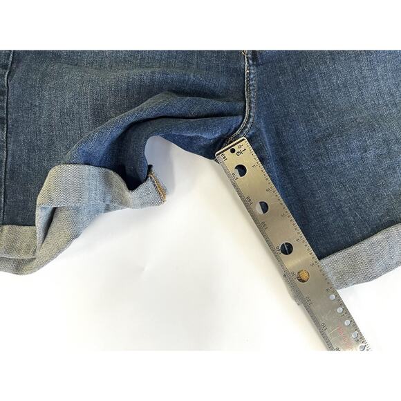 Eddie Bauer Boyfriend Shorts Womens 10 Blue Medium Wash Denim Low Rise Zip Fly - Picture 7 of 12